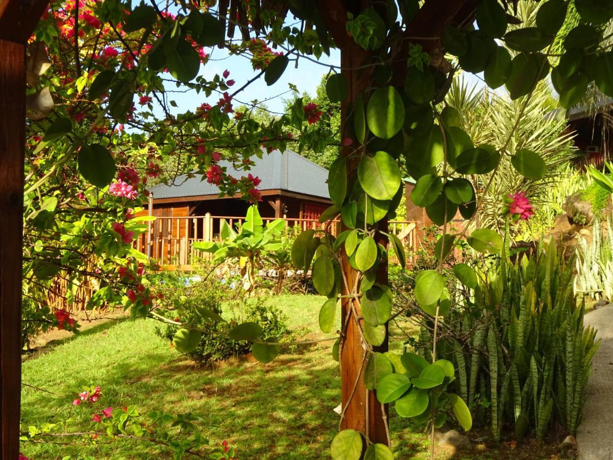 Le Matelot De La Baie Villa Deshaies Eksteriør billede